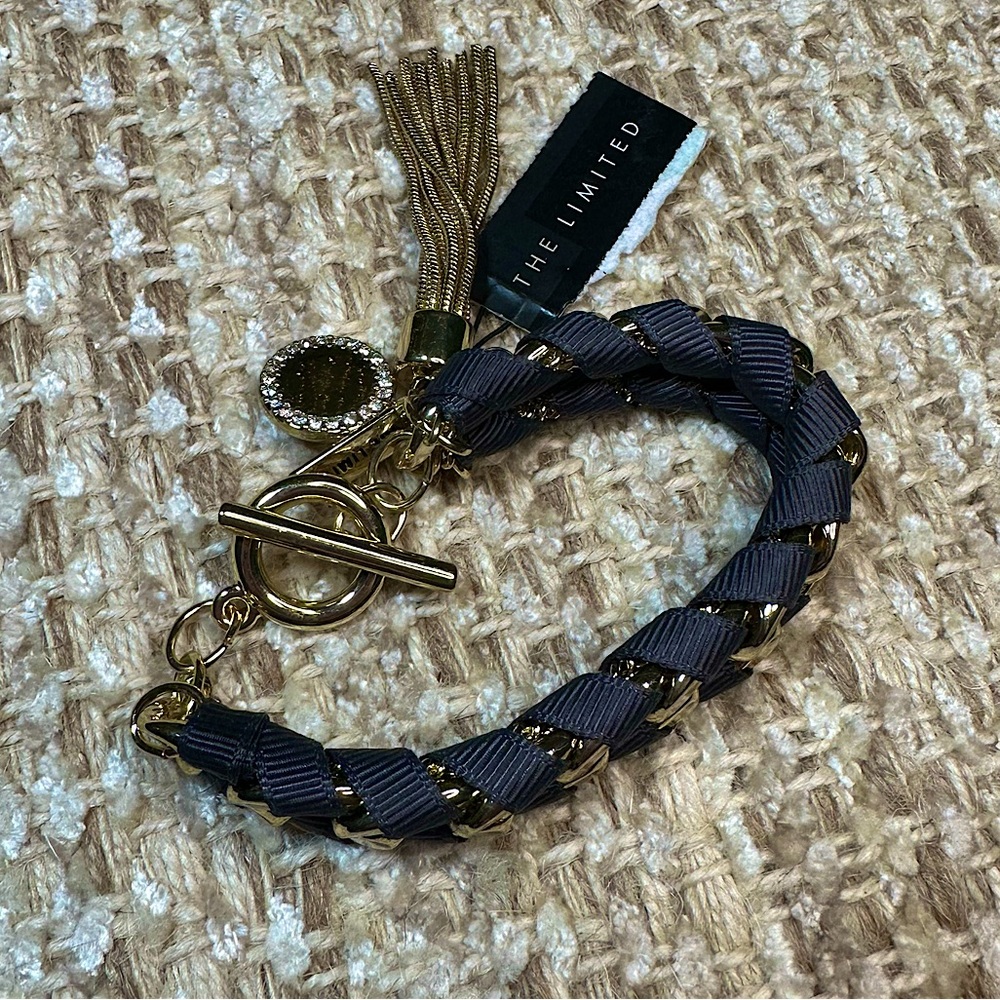 THE LIMITED chain bracelet